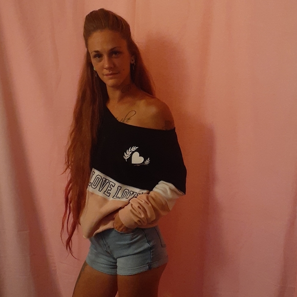 Oversized cropped sweater - Picture 1 of 1